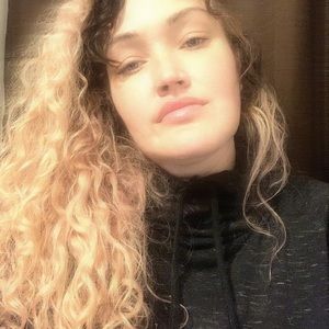 Meet your Posher, Jillian